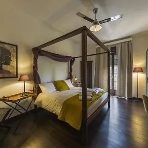 Rota's House Bed & Breakfast
